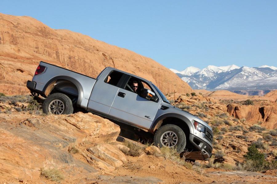  Ford F-150 SVT Raptor 2012 года  (фото 37 из 56)